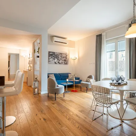 - Ponte Vecchio Guelfo شقة فلورنس