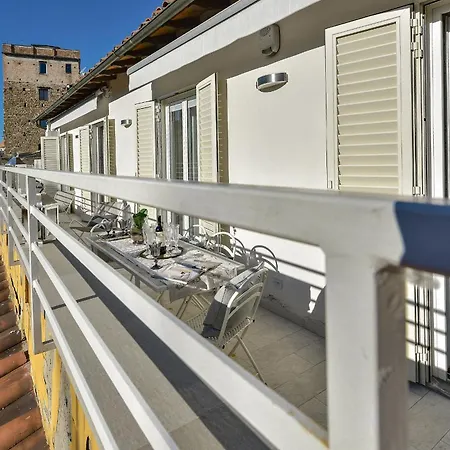 Apartman - Ponte Vecchio Guelfo