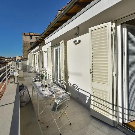 - Ponte Vecchio Guelfo Apartman *